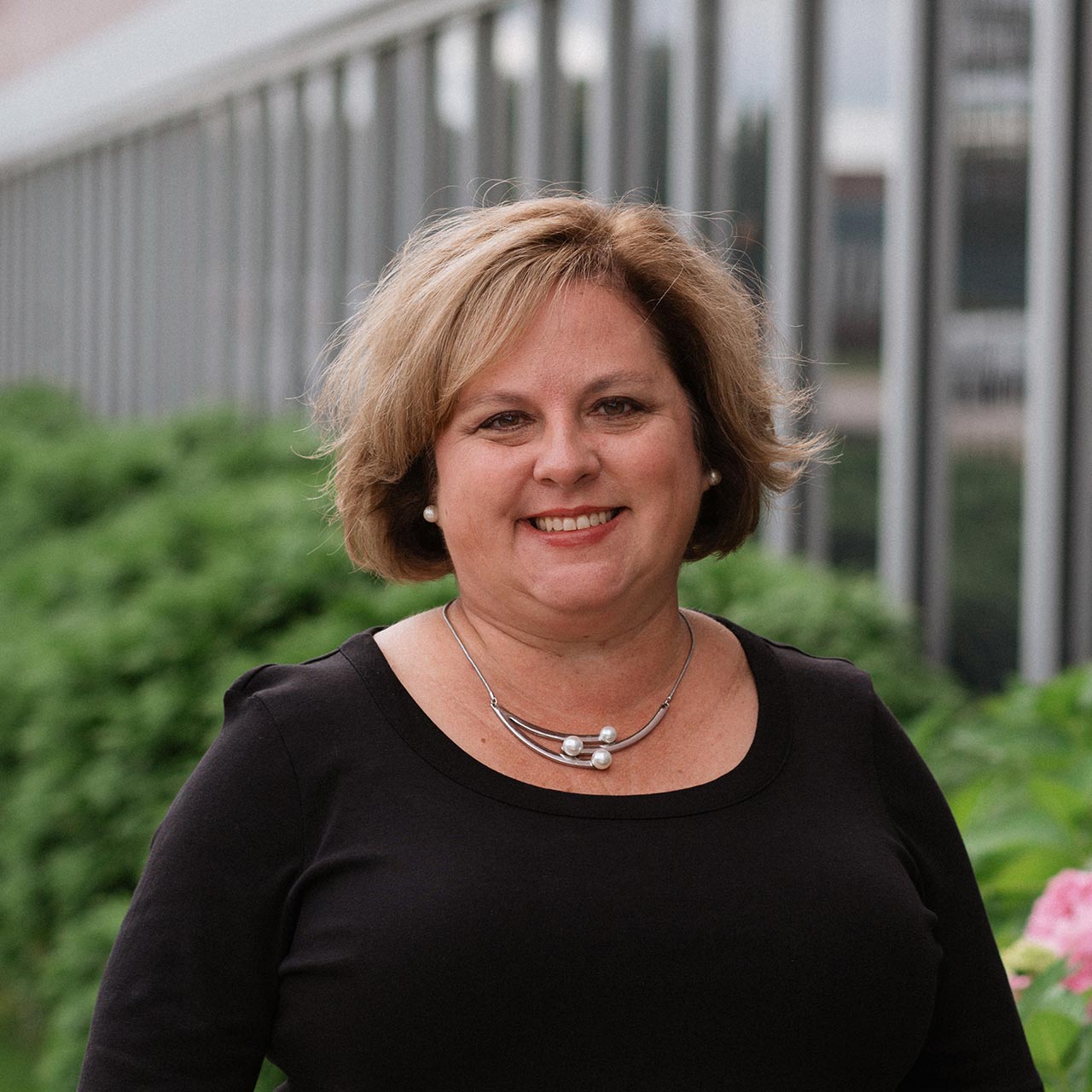 Headshot of Liz Stanton